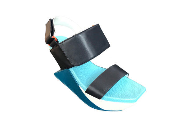 United Nude