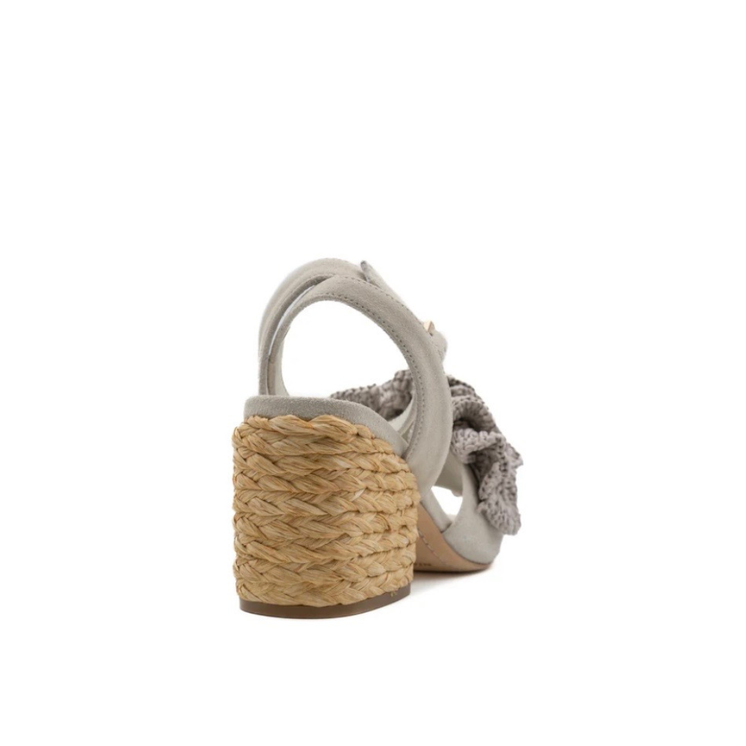 Teressa by Paloma Barcelo