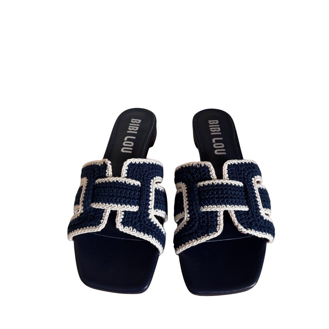 Holly crochet by BiBi Lou