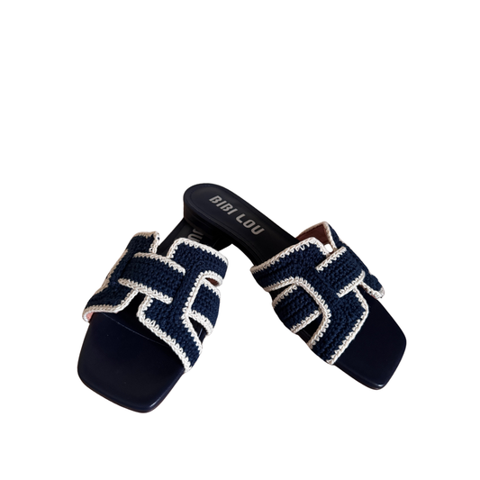 Holly crochet by BiBi Lou