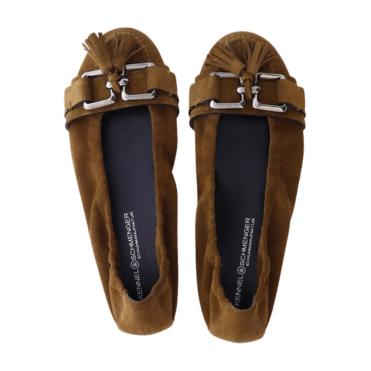 Malu 1 Kennel & Schmenger