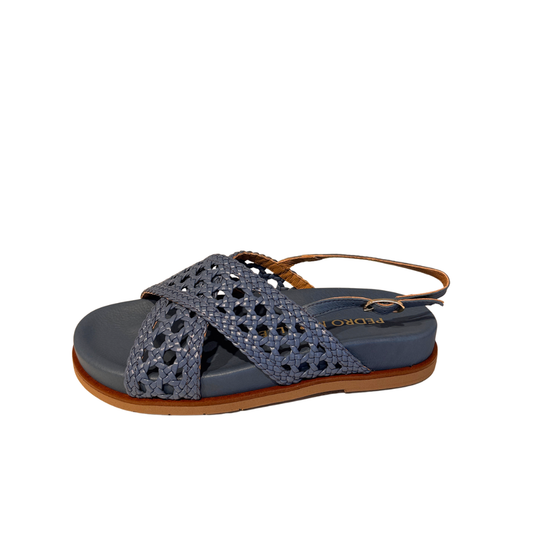 Atena by Pedro Miralles