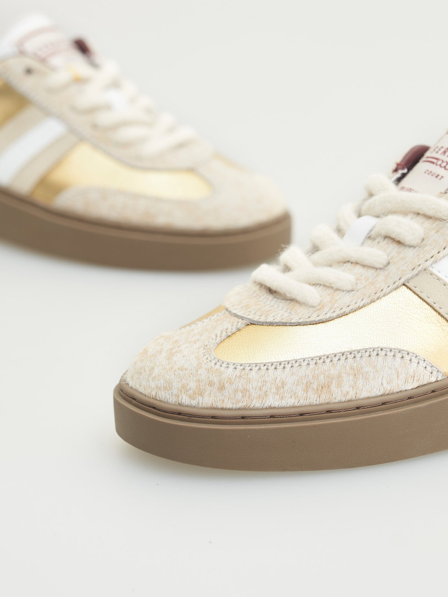 Courts - Caramel/Gold Serafini