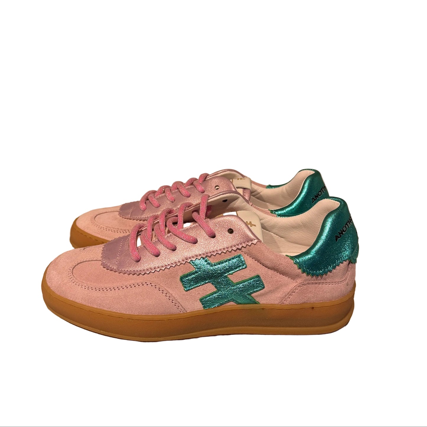 Cami trainer by Another Trend