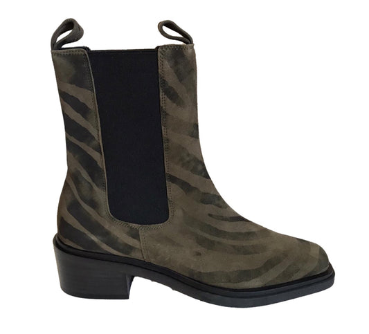 Zebrato Kennel & Schmenger